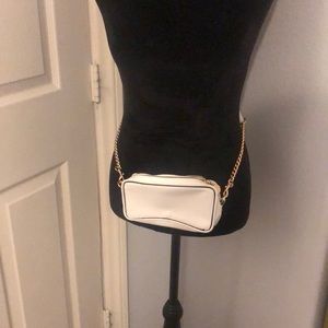 White leather convertible fanny pack/crossbody